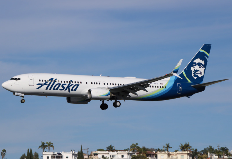 Photo of N479AS - Alaska Airlines Boeing 737-900ER at SAN on AeroXplorer Aviation Database