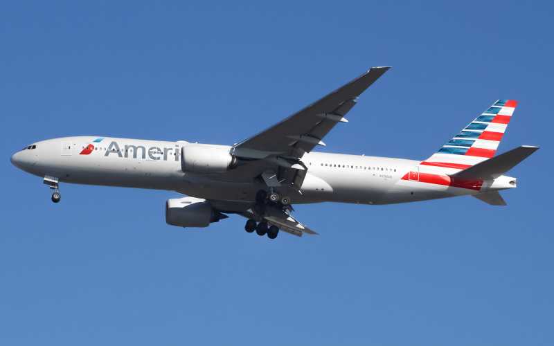 Photo of N798AN - American Airlines Boeing 777-200ER at JFK on AeroXplorer Aviation Database