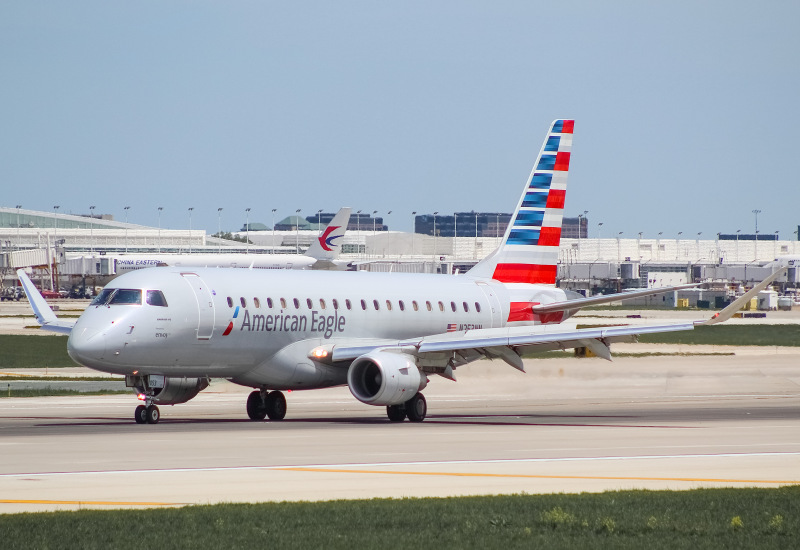 Photo of N253NN - American Eagle Embraer E175 at ORD on AeroXplorer Aviation Database