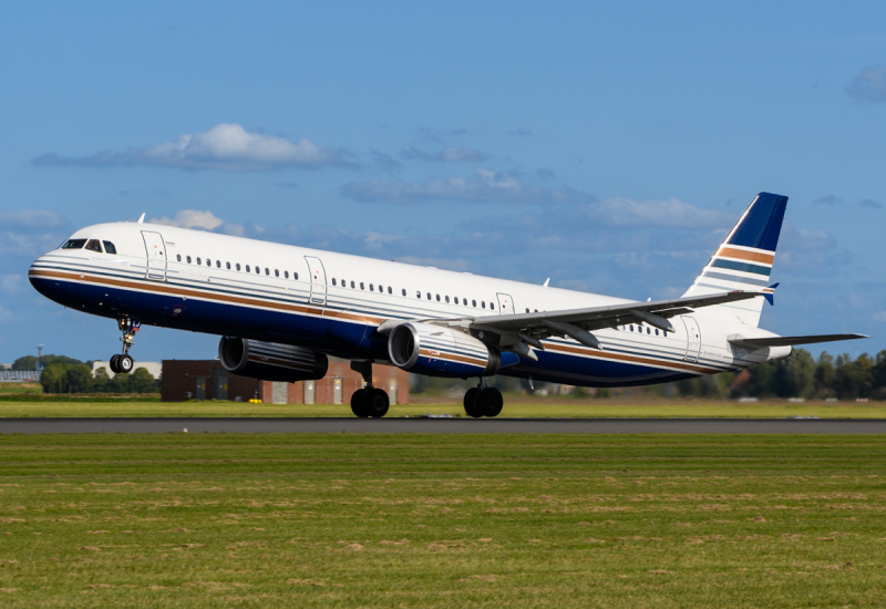 Photo of EC-NLJ - Privilege Style Airbus A321-200 at AMS on AeroXplorer Aviation Database