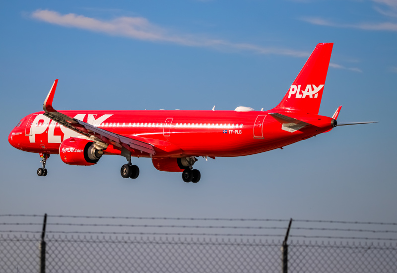 Photo of TF-PLB - Play Airbus A321NEO at BWI on AeroXplorer Aviation Database