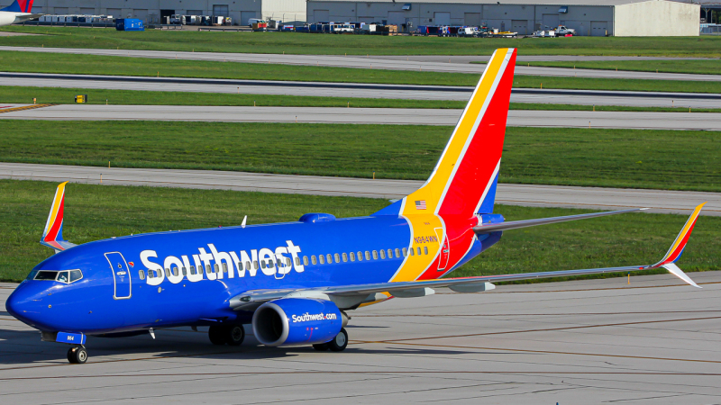 Photo of N964WN - Southwest Airlines Boeing 737-700 at CMH on AeroXplorer Aviation Database