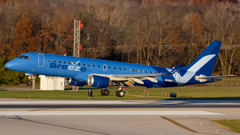 Photo of N108BZ - Breeze Airways Embraer E190 at CMH on AeroXplorer Aviation Database