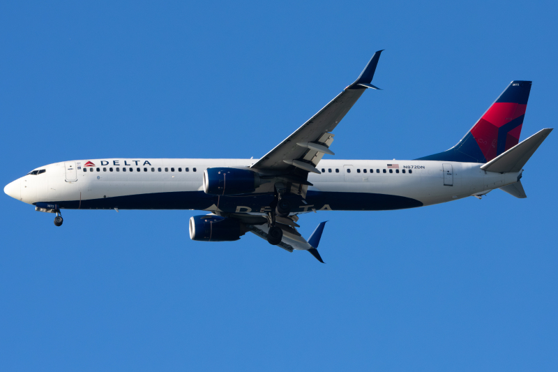 Photo of N872DN - Delta Airlines Boeing 737-900ER at SFO on AeroXplorer Aviation Database