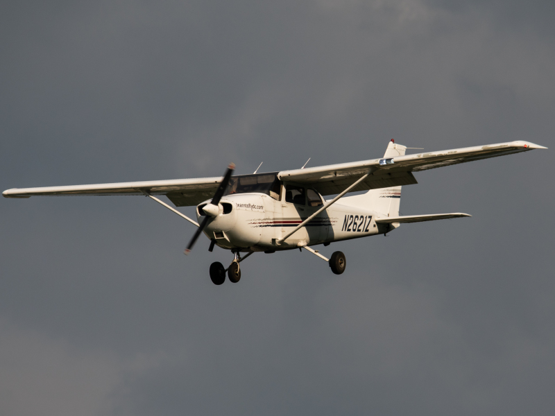 Photo of N2621Z - PRIVATE Cessna 172 at GAI on AeroXplorer Aviation Database