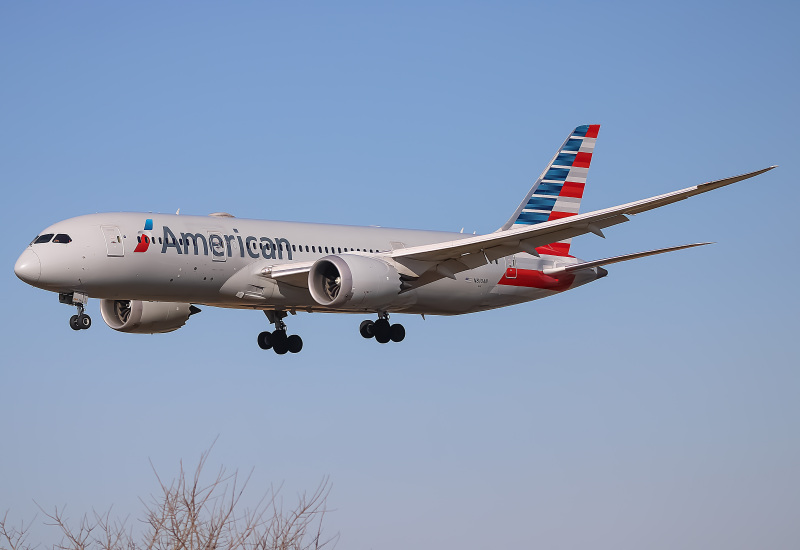 Photo of N810AN - American Airlines Boeing 787-8 at PHL on AeroXplorer Aviation Database