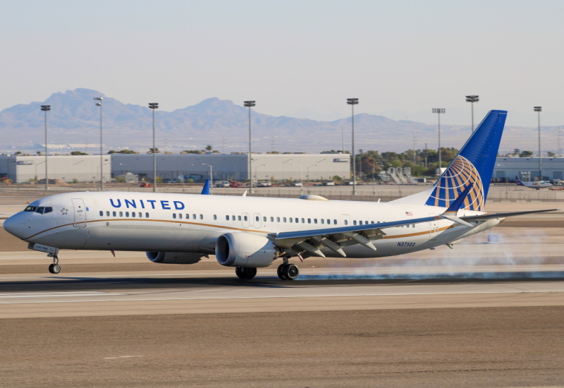 Photo of N37502 - United Airlines Boeing 737 MAX 9 at LAS on AeroXplorer Aviation Database