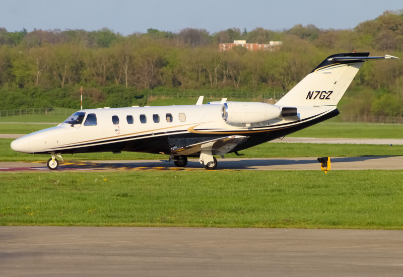 Photo of N7GZ - Lift Time LLC Cessna Citation CJ2 at LUK on AeroXplorer Aviation Database