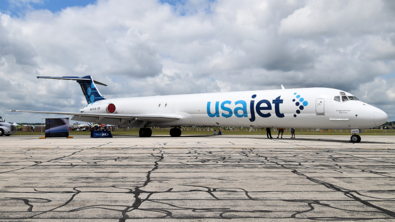 Photo of N833US - USA Jet Airlines McDonnell Douglas MD-88 at YIP on AeroXplorer Aviation Database