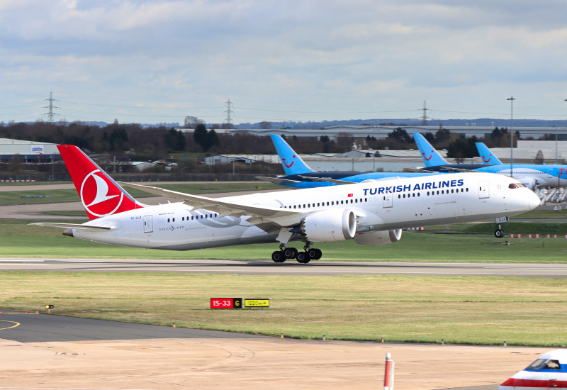 Photo of TC-LLO - Turkish Airlines Boeing 787-9 at BHX on AeroXplorer Aviation Database