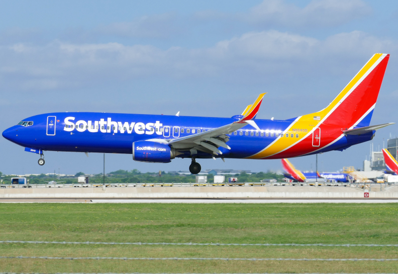 Photo of N8640D - Southwest Airlines Boeing 737-800 at AUS on AeroXplorer Aviation Database