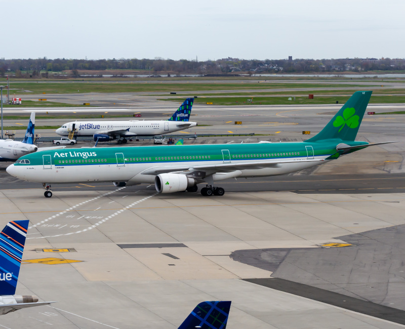 Photo of EI-DUZ - Aer Lingus Airbus A330-300 at JFK on AeroXplorer Aviation Database