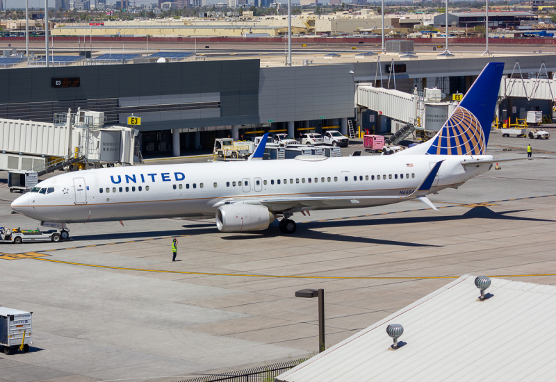 Photo of N66841 - United Airlines Boeing 737-900ER at PHX on AeroXplorer Aviation Database