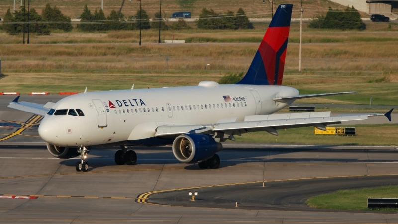 Photo of N365NB - Delta Air Lines Airbus A319 at OKC on AeroXplorer Aviation Database