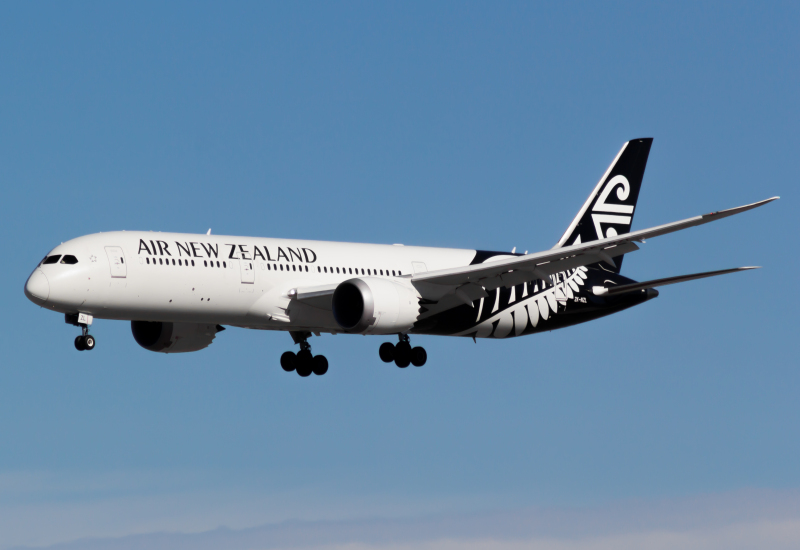 Photo of ZK-NZL - Air New Zealand Boeing 787-9 at LAX on AeroXplorer Aviation Database