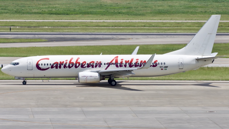 Photo of 9Y-JMF - Caribbean Airlines Boeing 737-800 at IAH on AeroXplorer Aviation Database