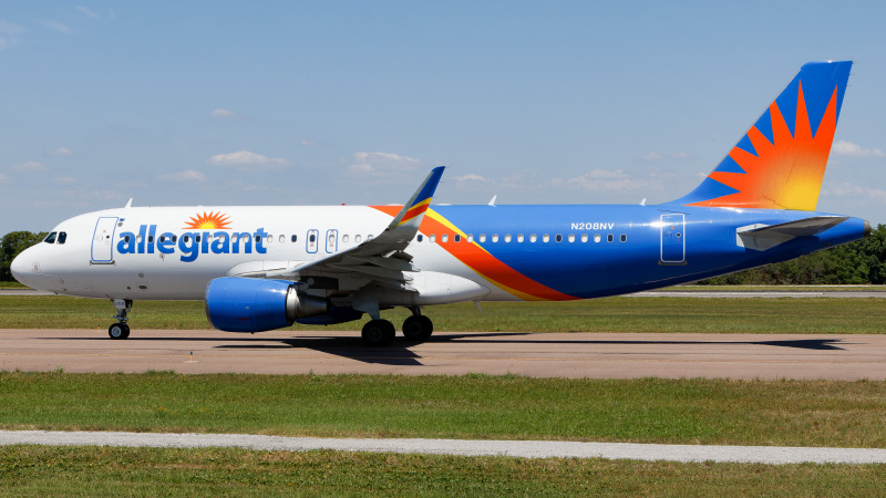 Photo of N208NV - Allegiant Air Airbus A320 at PIE on AeroXplorer Aviation Database