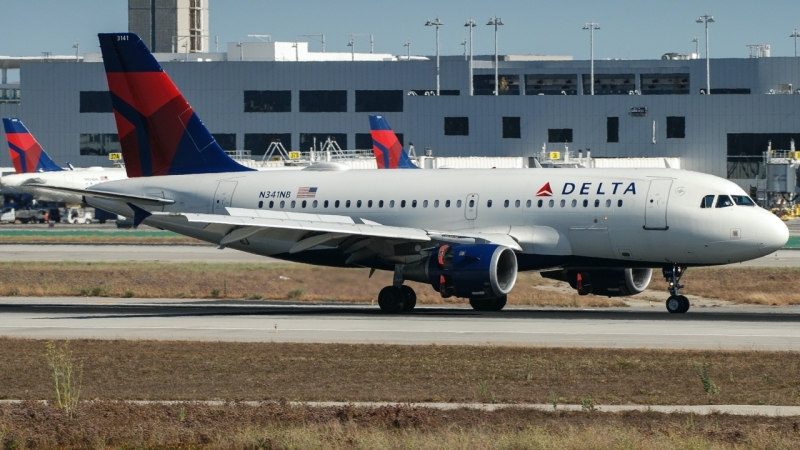 Photo of N341NB - Delta Airlines Airbus A319 at KLAX on AeroXplorer Aviation Database