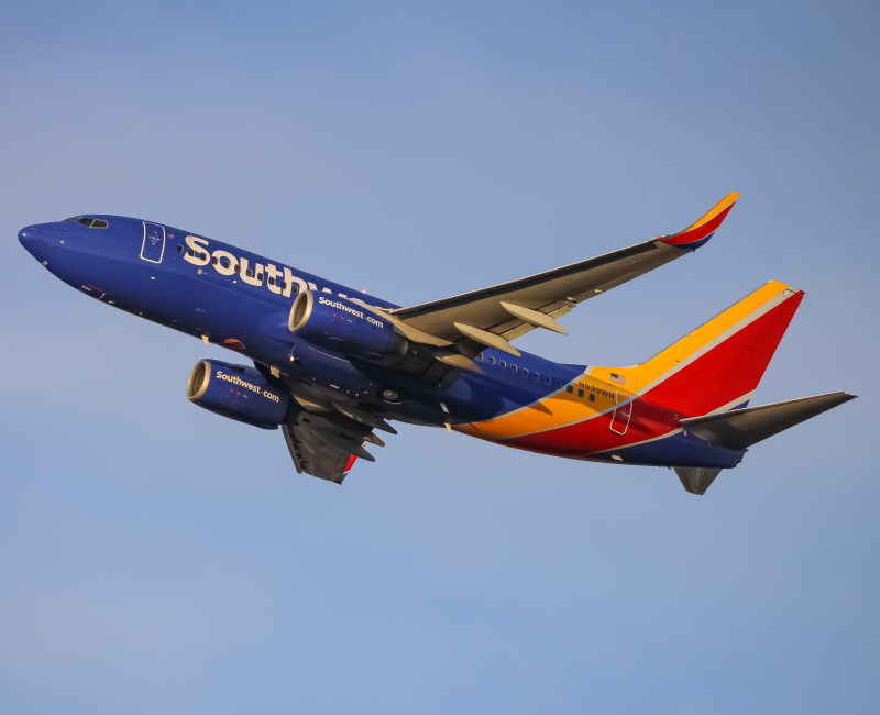 Photo of N939WN - Southwest Airlines Boeing 737-700 at BWI on AeroXplorer Aviation Database