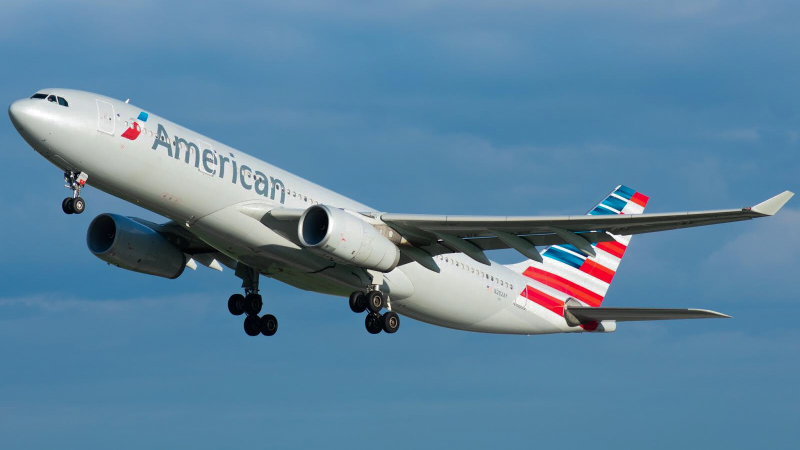 Photo of N282AY - American Airlines Airbus A330-200 at CLT on AeroXplorer Aviation Database