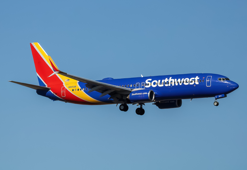 Photo of N8652B - Southwest Airlines Boeing 737-800 at BOI on AeroXplorer Aviation Database