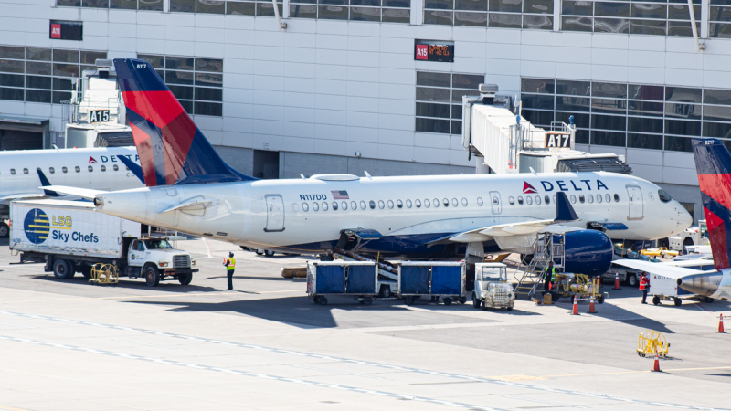 Photo of N117DU - Delta Airlines Airbus A220-200 at DTW on AeroXplorer Aviation Database