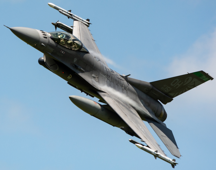 Photo of 89-2151 - USAF - United States Air Force General Dynamics F-16 Fighting Falcon at TOL on AeroXplorer Aviation Database