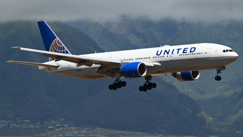 Photo of N780UA - United Airlines Boeing 777-200 at OGG on AeroXplorer Aviation Database