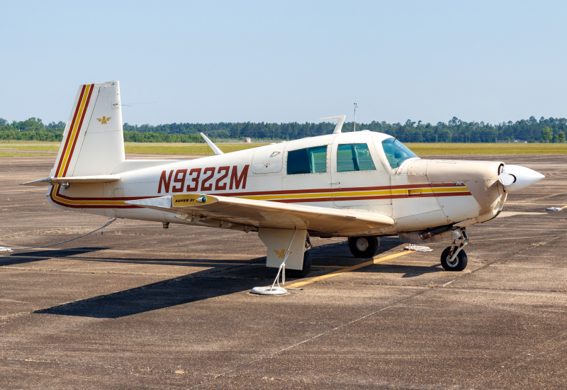 Photo of N9322M - PRIVATE Mooney M20E at DRI on AeroXplorer Aviation Database