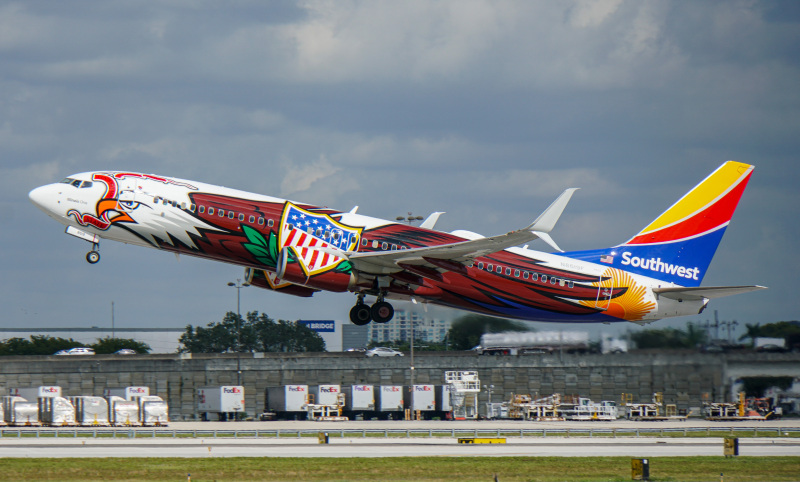 Photo of N8619F - Southwest Airlines Boeing 737-800 at FLL on AeroXplorer Aviation Database