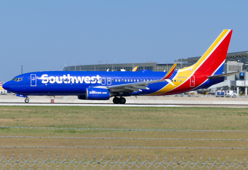 Photo of N8540V - Southwest Airlines Boeing 737-800 at AUS  on AeroXplorer Aviation Database