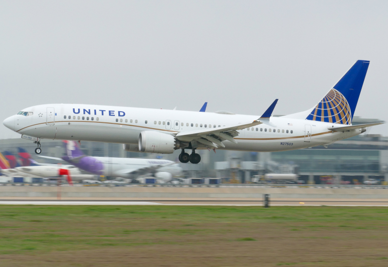 Photo of N27503 - United Airlines Boeing 737 MAX 9 at AUS on AeroXplorer Aviation Database