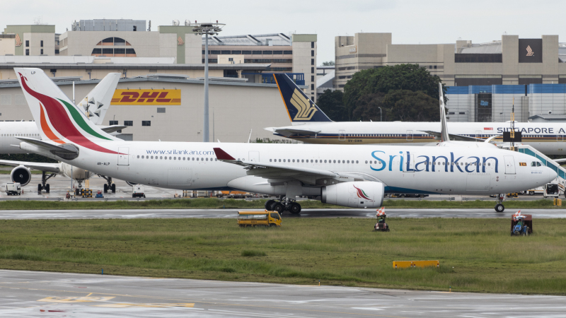 Photo of 4R-ALP - SriLankan Airlines Airbus A330-300 at SIN on AeroXplorer Aviation Database