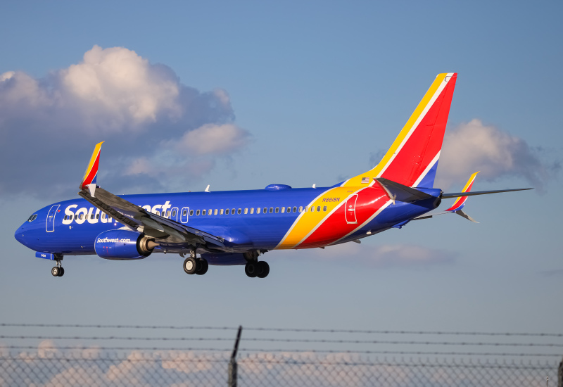 Photo of N8618N - Southwest Airlines Boeing 737-800 at BWI on AeroXplorer Aviation Database