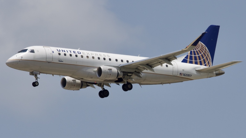Photo of N208SY - United Express Embraer E175 at IAH on AeroXplorer Aviation Database
