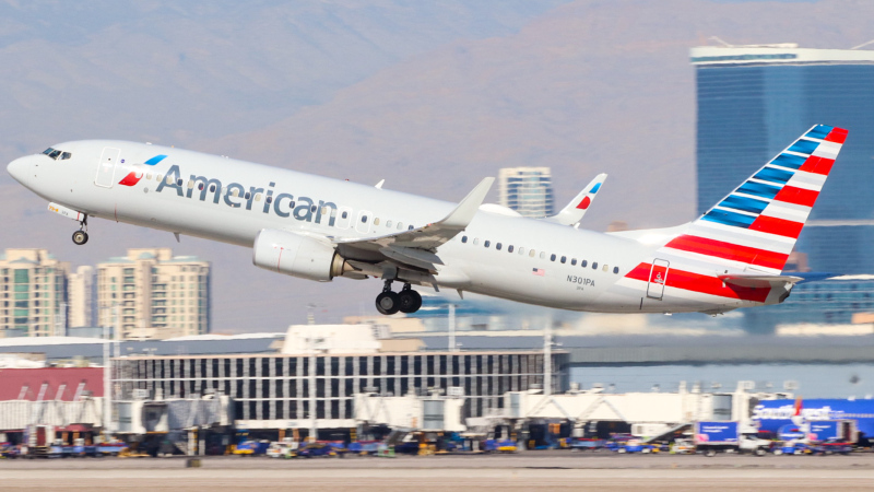 Photo of N301PA - American Airlines Boeing 737-800 at LAS on AeroXplorer Aviation Database