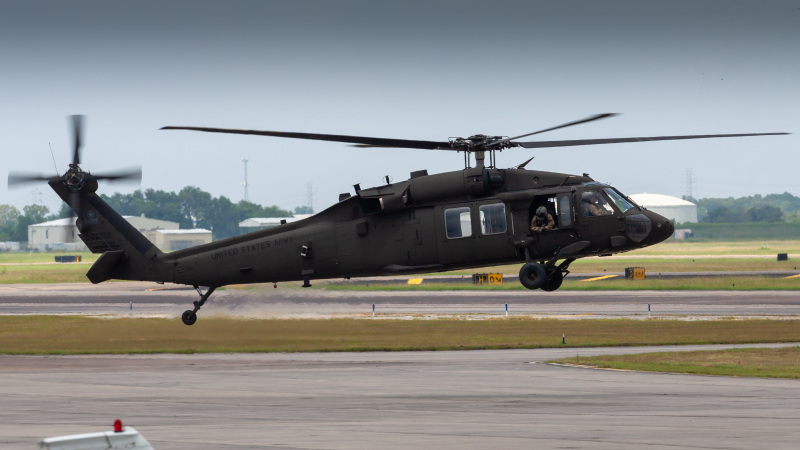 Photo of 00-26252 - US Army Sikorsky UH-60 Blackhawk at EFD on AeroXplorer Aviation Database