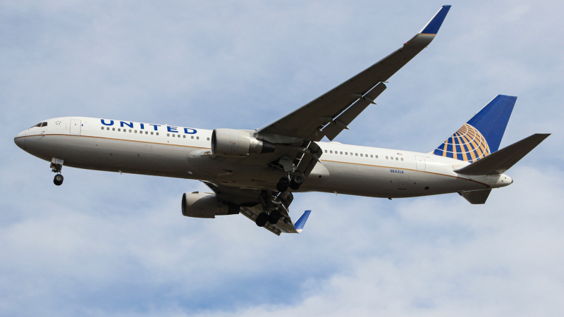 Photo of N643UA - United Airlines Boeing 767-300ER at IAD on AeroXplorer Aviation Database