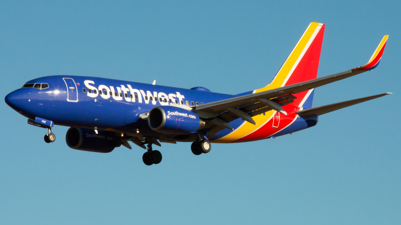 Photo of N408WN - Southwest Airlines Boeing 737-700 at BWI on AeroXplorer Aviation Database