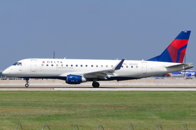 Photo of N256SY - Delta Connection Embraer E175 at AUS on AeroXplorer Aviation Database