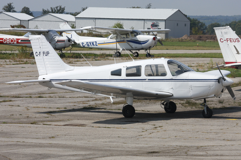 Photo of C-FFUP - PRIVATE Piper PA-28 at CZB on AeroXplorer Aviation Database