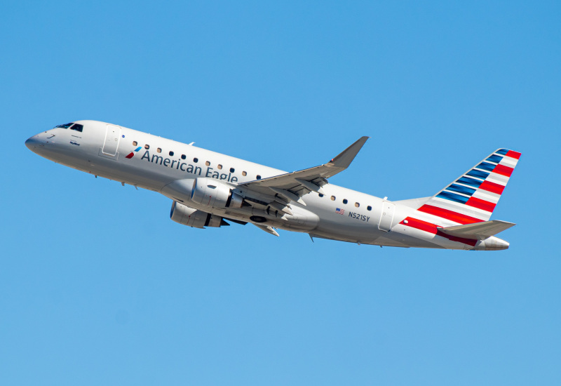 Photo of N521SY - American Eagle Embraer E175 at LAX on AeroXplorer Aviation Database