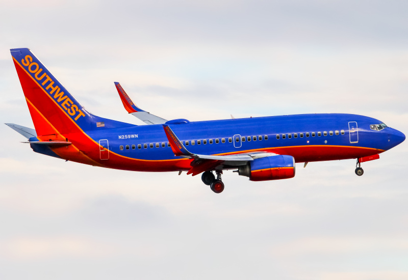Photo of N259WN - Southwest Airlines Boeing 737-700 at DCA on AeroXplorer Aviation Database