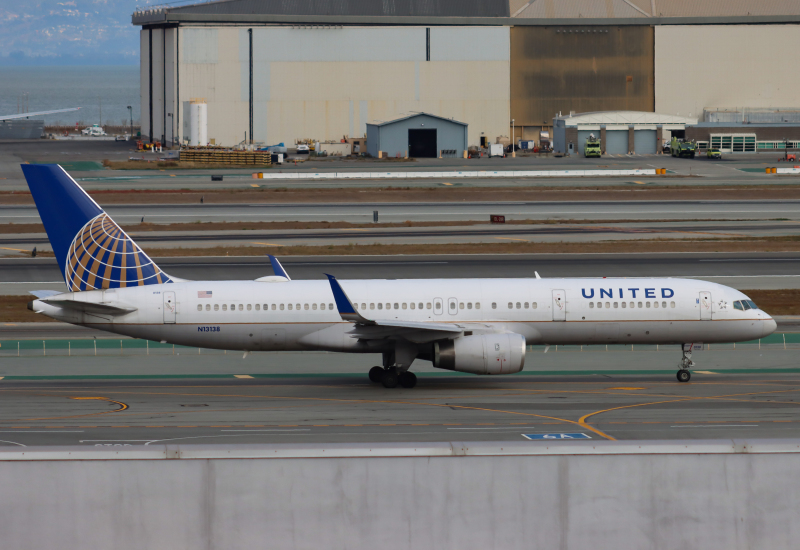 Photo of N13138 - United Airlines Boeing 757-200 at SFO on AeroXplorer Aviation Database