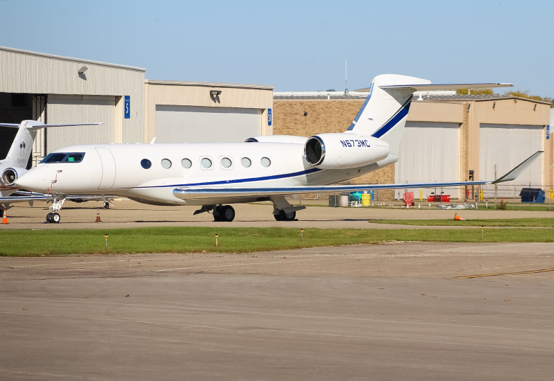 Photo of N673MC - PRIVATE  Gulfstream G600 at LUK on AeroXplorer Aviation Database