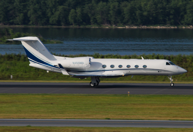 Photo of N450MH - PRIVATE Gulfstream IV at MDT on AeroXplorer Aviation Database