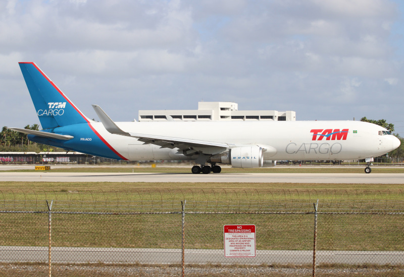 Photo of PR-ACO - LATAM Cargo Boeing 767-300F at MIA on AeroXplorer Aviation Database