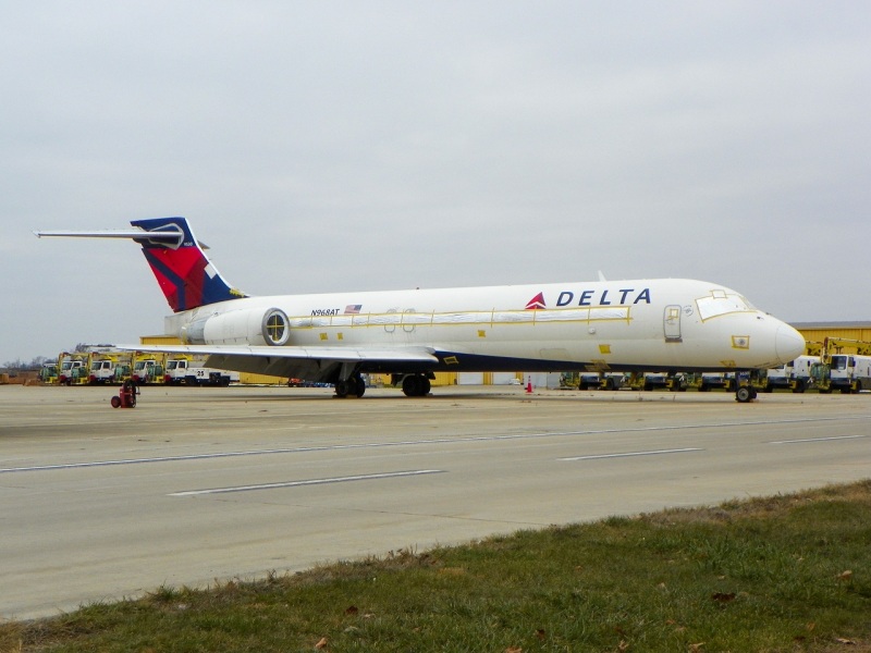 Photo of N968AT - Delta Airlines Boeing 717-200 at ILN on AeroXplorer Aviation Database