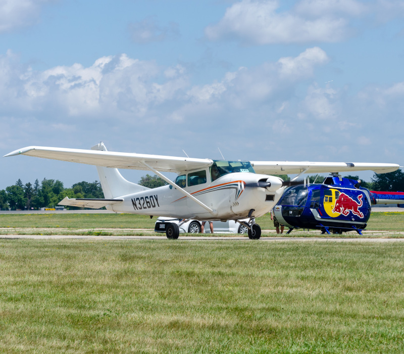Photo of N3260Y - PRIVATE Cessna 182 Skylane at OSH on AeroXplorer Aviation Database
