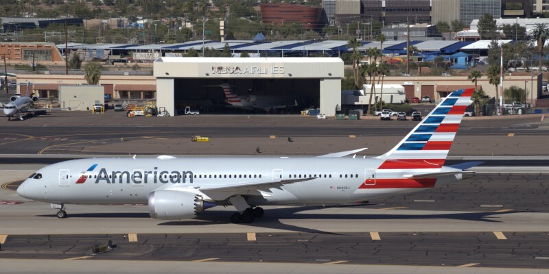 Photo of N880BJ - American Airlines Boeing 787-8 at PHX on AeroXplorer Aviation Database